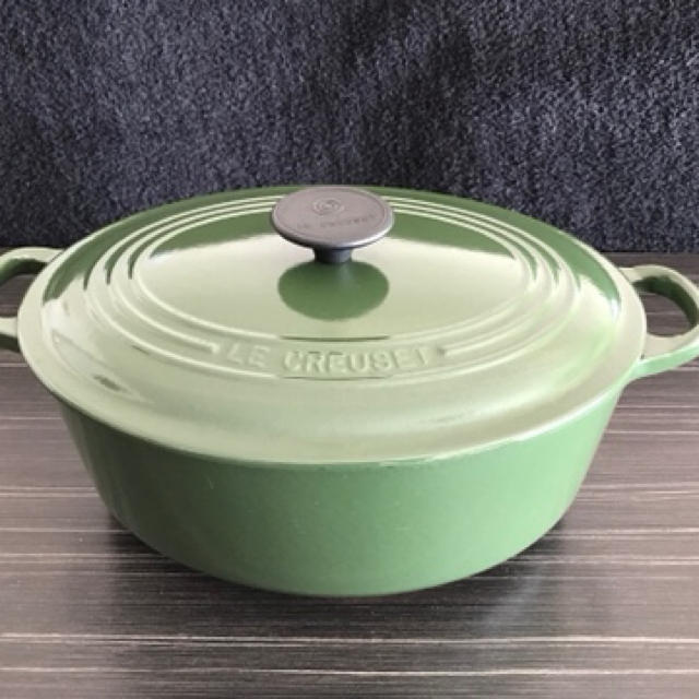 LE CREUSET 【ル クルーゼ】オーバル鍋 グリーン