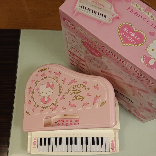 ハローキティ - 『ハローキティ グランドピアノ』の通販 by けん's