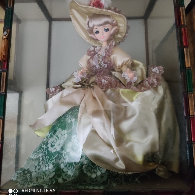 かわいい フランス人形 ガラスケース入り 昭和レトロの通販 by