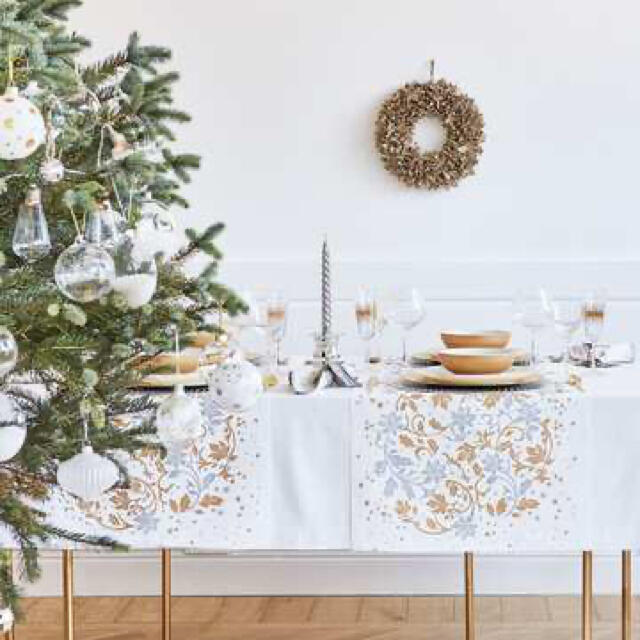 ZARA HOME - 新品✨ZARA HOME クリスマス テーブルランナーの通販 by