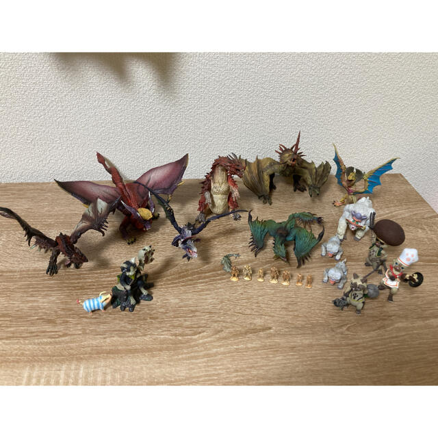 モンスターハンター 生態全書の通販 by いなさく's shop｜ラクマ