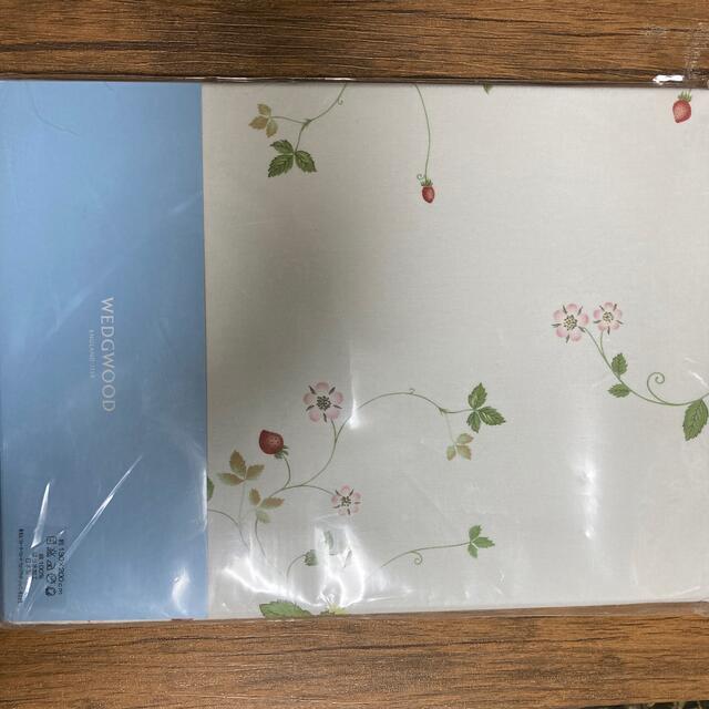 WEDGWOOD - ウェッジウッド テーブルクロス ワイルドストロベリー 白