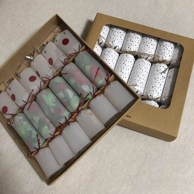 英国式 クリスマスクラッカー 12本の通販 by Supi's shop｜ラクマ