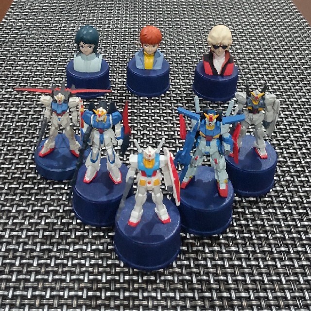 ペットボトルキャップ ガンダムの通販 by みーる's shop｜ラクマ