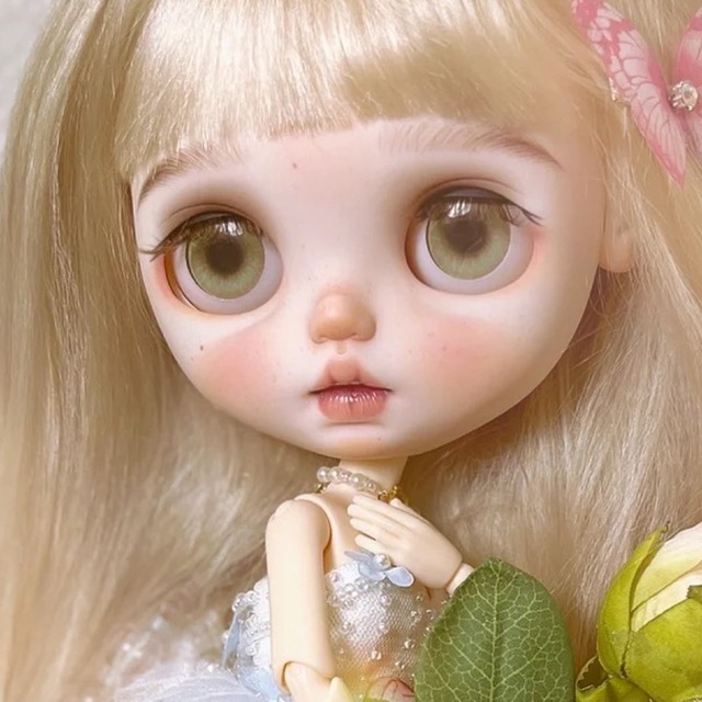カスタムブライス 人形 ドール 海外作家様 かわいい キラキラ 花の妖精