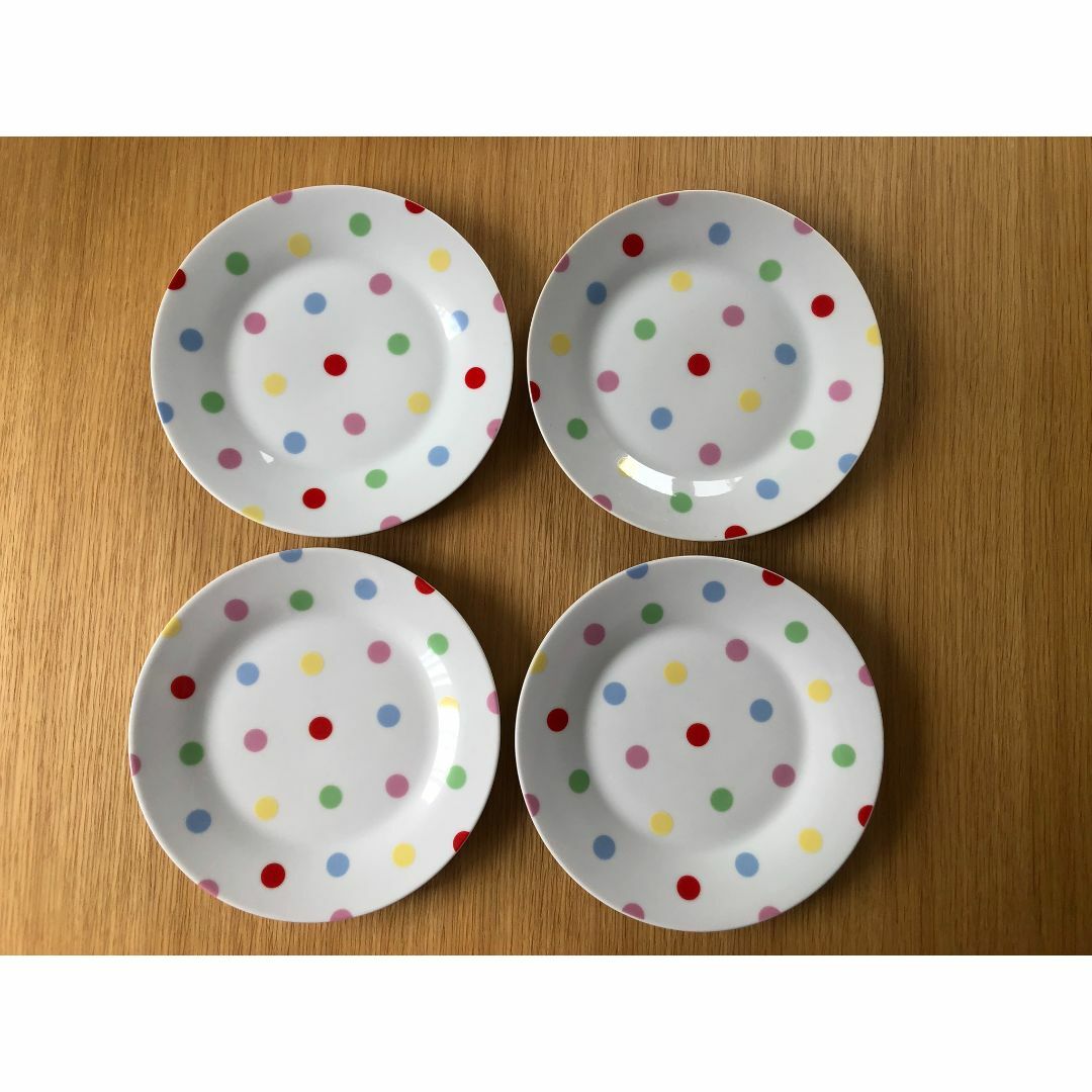 Cath Kidston - キャスキッドソン ドット柄プレート4枚セットの通販 by