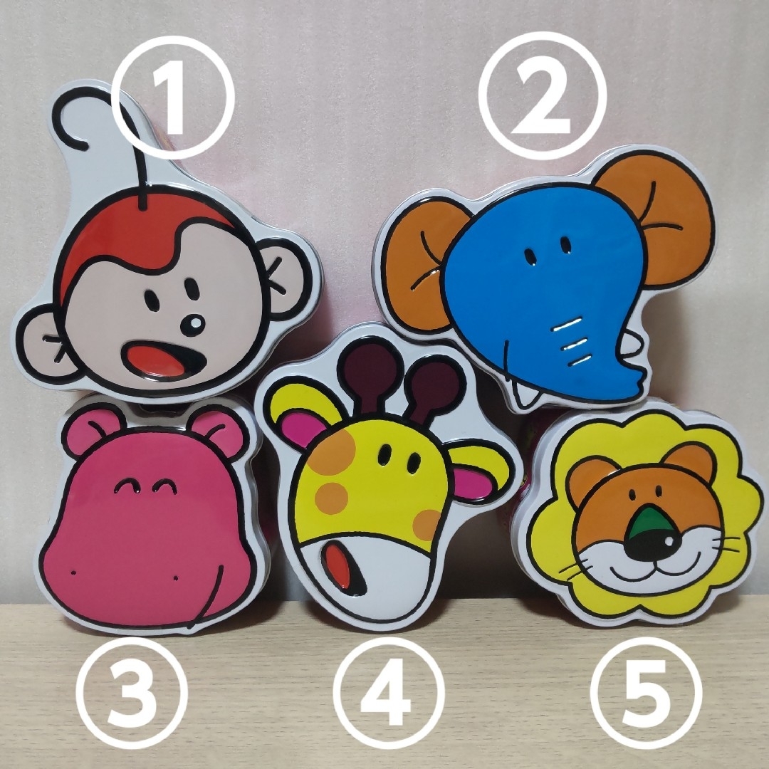 ギンビス - たべっ子どうぶつ缶 1個(お菓子入り) ①さる ④きりん 各1