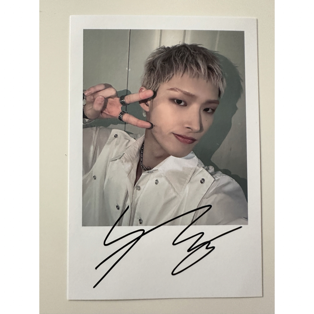 ATEEZミンギ サイン入りチェキ