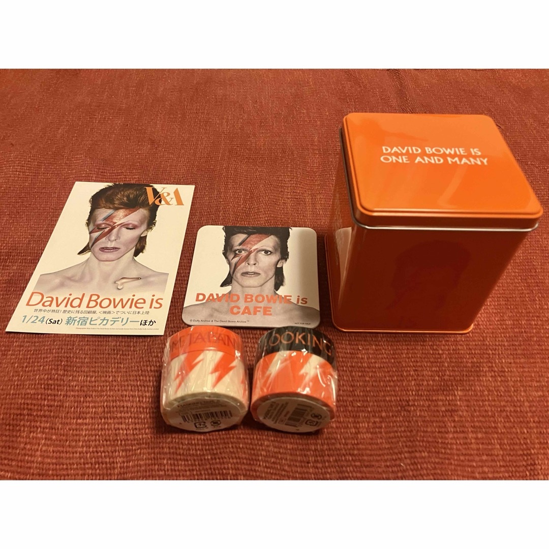 DAVID BOWIE is』デヴィッド・ボウイ大回顧展グッズセット➀の通販 by