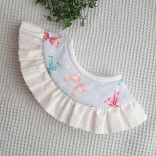 ☆送料無料☆ふりふりまんまるスタイ(リボン水玉&ドット変わり織り生地