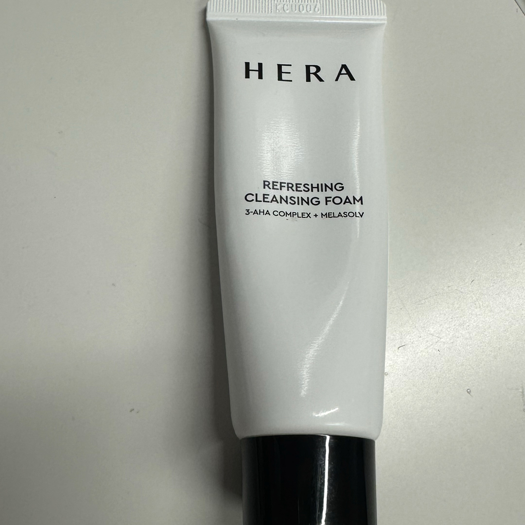 HERA Refreshing Cleansing Foam 3HAの通販 by kkkk's shop｜ラクマ