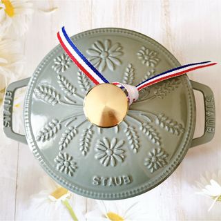 STAUB - Staub スパイスグラインダーの通販 by ともっち's shop