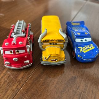 カーズ・トミカシリーズ - トミカ カーズ クルーズ・ラミレス 3台