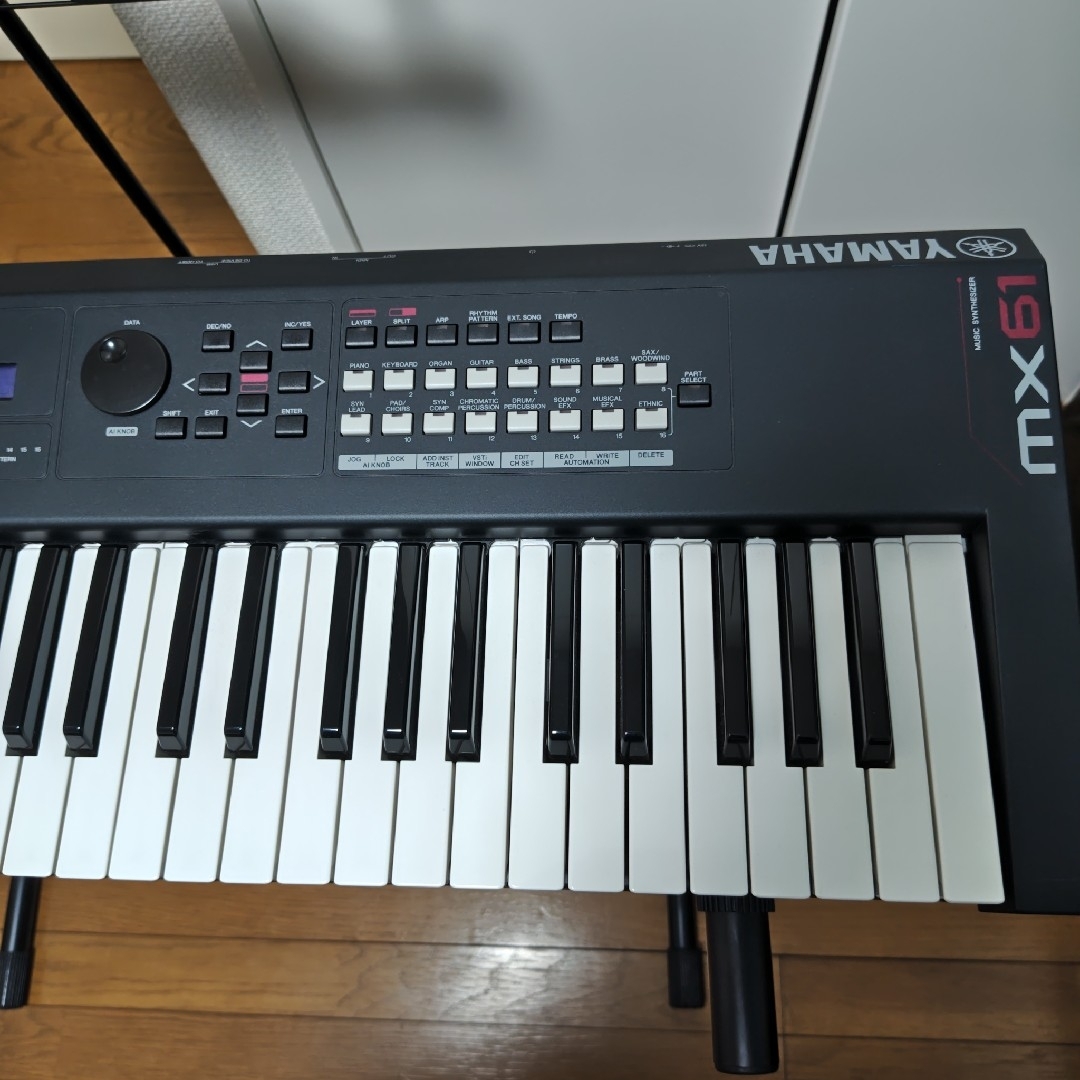 ヤマハ - YAMAHA MX61 シンセサイザー 61鍵 動作良好 スタンド付 付属
