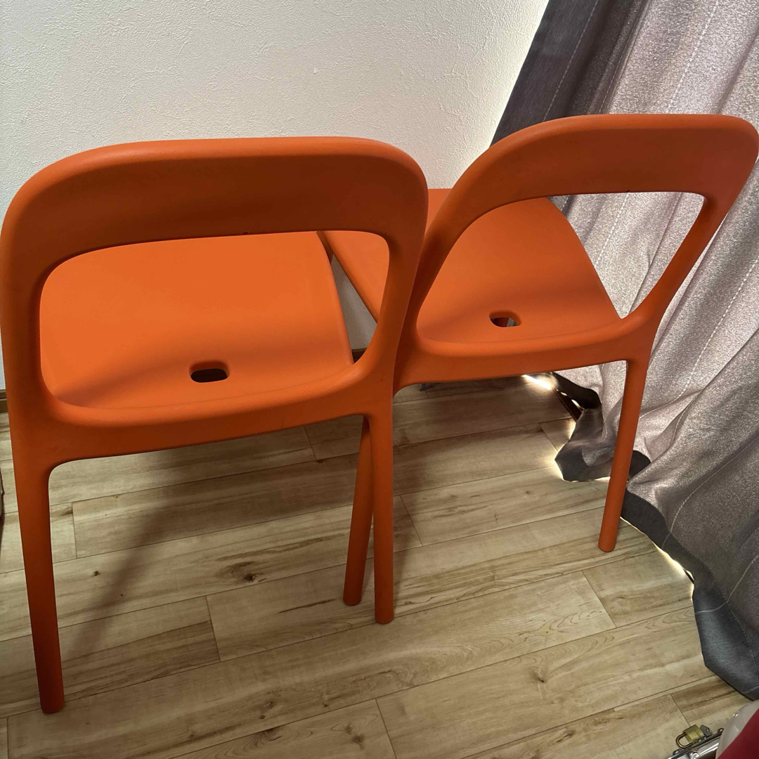 IKEA スタッキングチェアURBAN オレンジ 2脚 美品寄り 最安値の通販 by