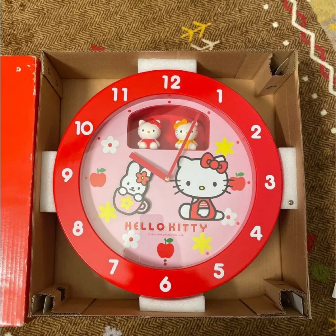 HELLO KITTY ハローキティ りんご 振り子時計 箱付き HELLO KITTY