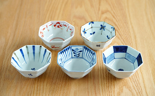 有田焼☆二重高台☆70000円購入☆手描き☆色絵深鉢八角形☆上約22.4センチ