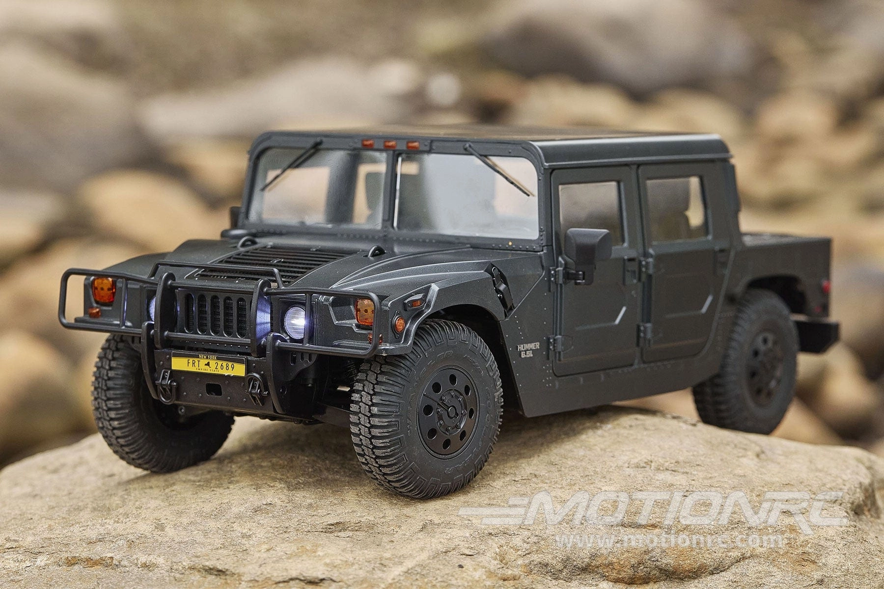 6867deb1_fms-hummer-h1-black-1