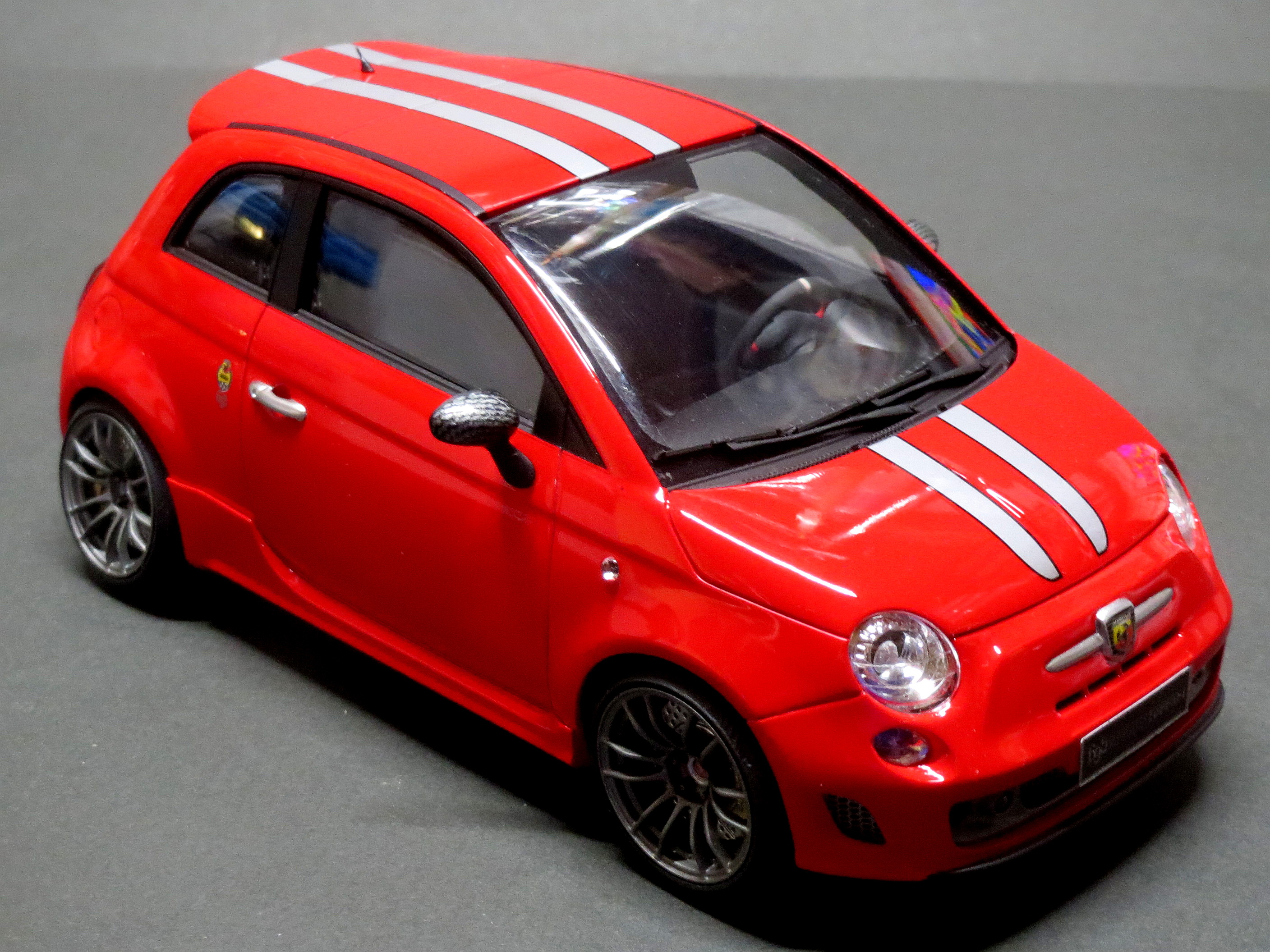 ABARTH 695 TRIBUTO FERRARI｜車・AUTO｜プラモデル・模型投稿サイト