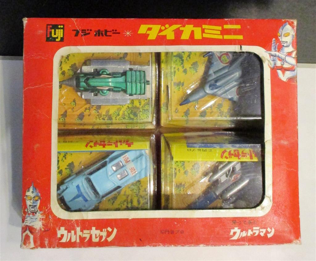 フジホビー ダイカミニ 4箱セット ウルトラセブン/帰ってきたウルトラマン