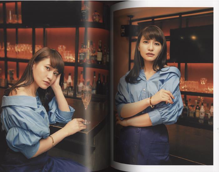 直筆サイン本 中島愛 中島愛10th Anniversary写真集 With you… PG-11096