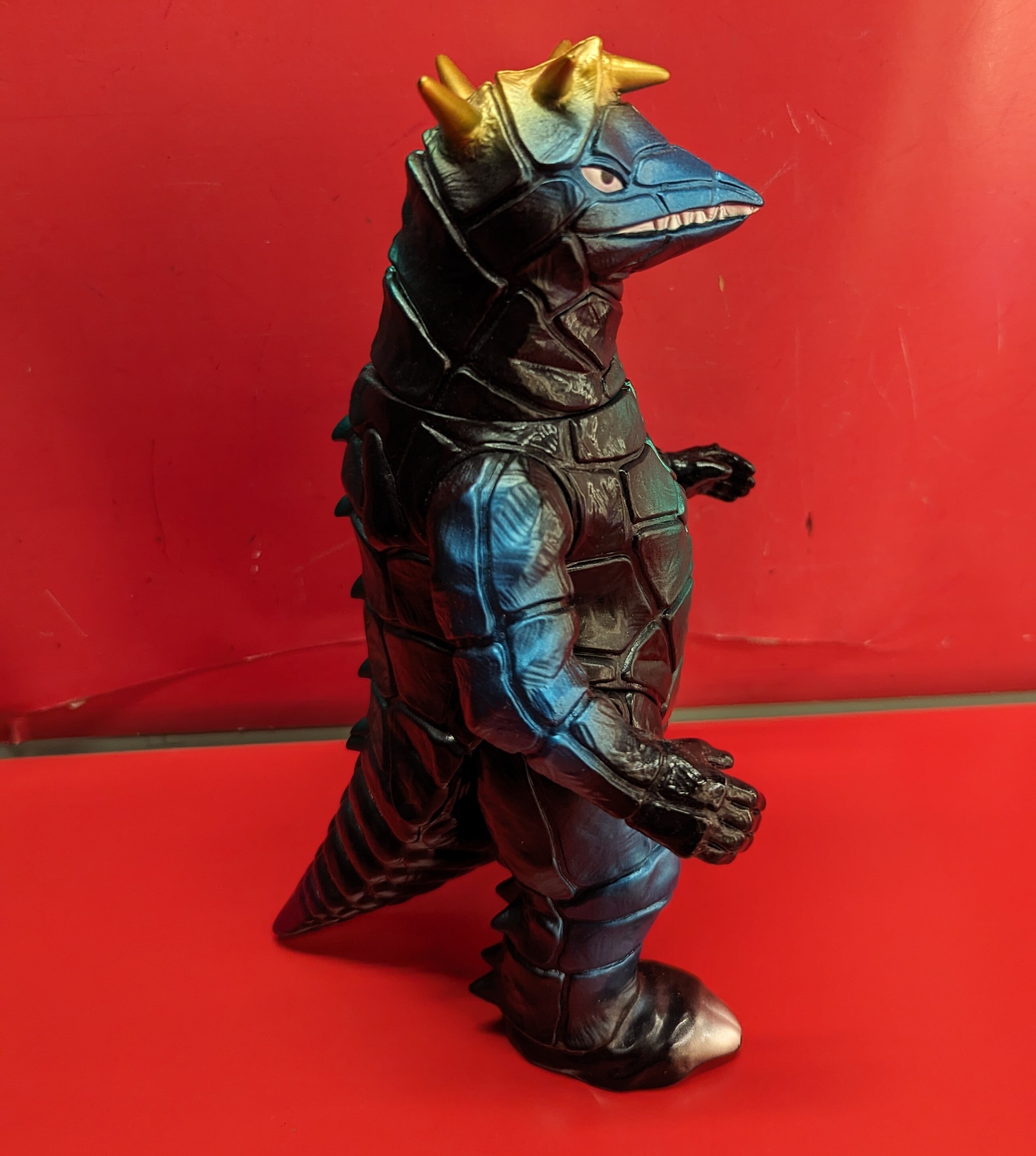 やまなや 怪獣郷 タイラント 黒成型