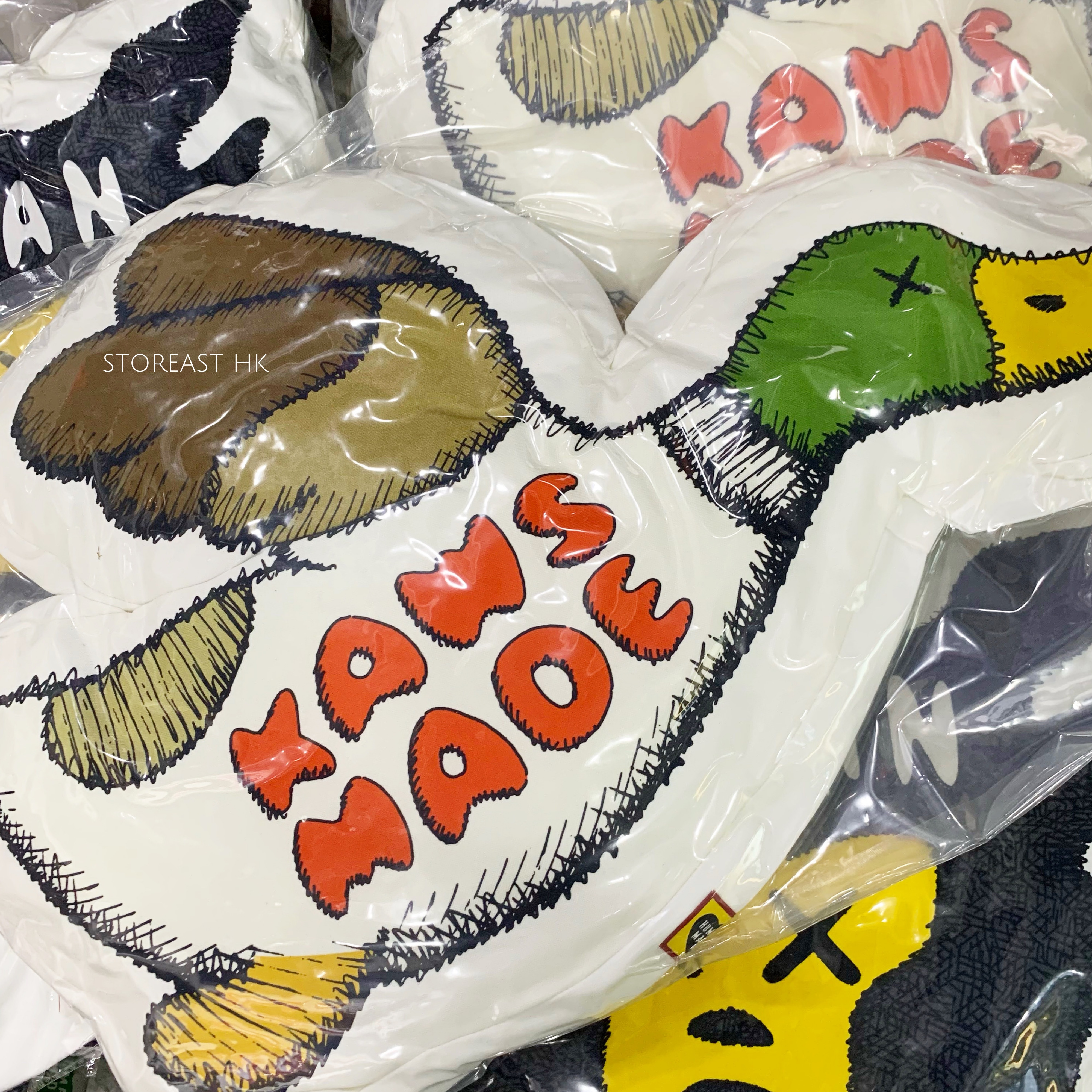 Human Made Kaws Duck, Kaws Cowboy Cushion, 1 Set