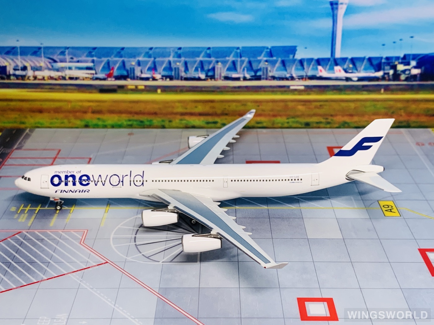Phoenix 1:400 Airbus A340-300 Finnair 芬兰航空PH10548 OH-LQE one