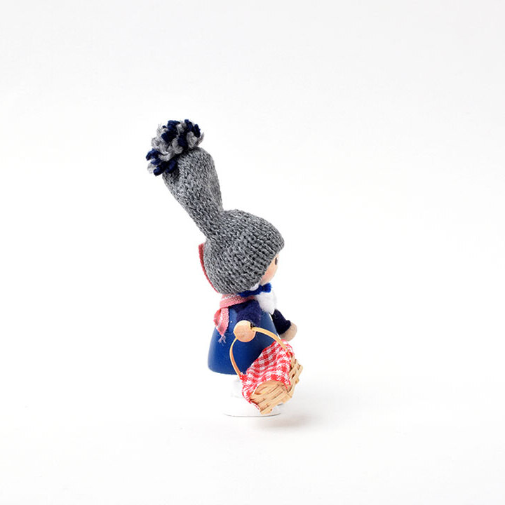 ノルディカニッセ かごを持った青いコートの女の子 (ノルディカニッセ