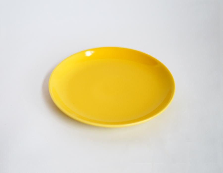 プレート 18cm イエロー［13208］ | Common・コモン［online shop］