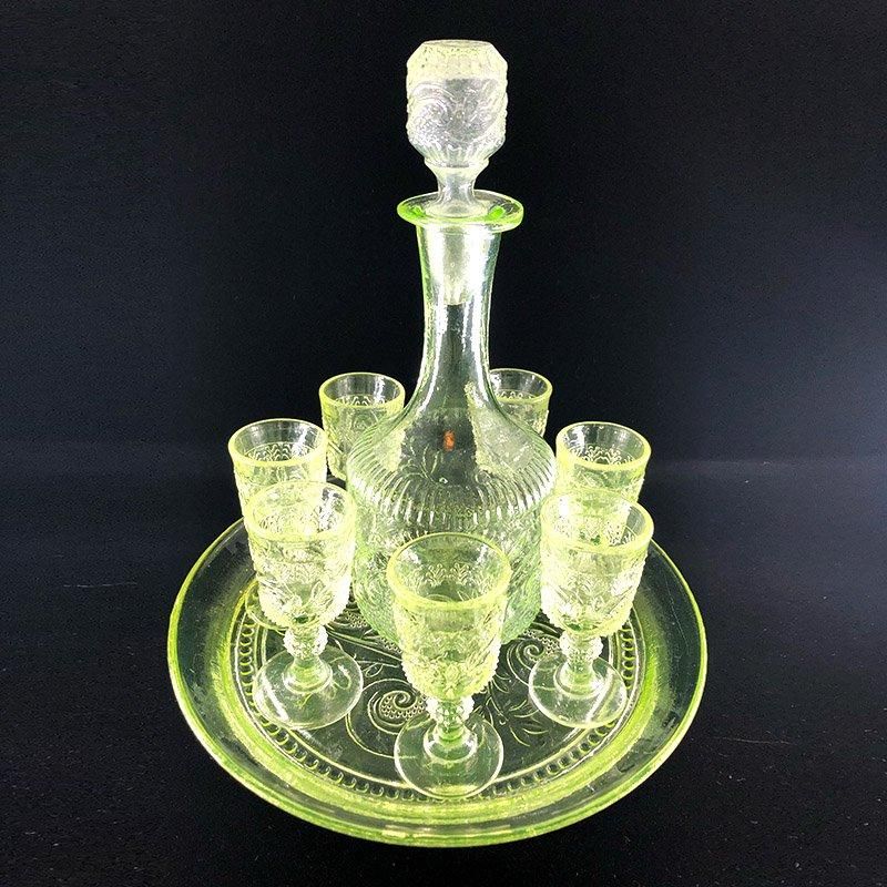 アンティークURANIUM GLASS・ウランガラス特集｜幻想的に輝く歴史ある
