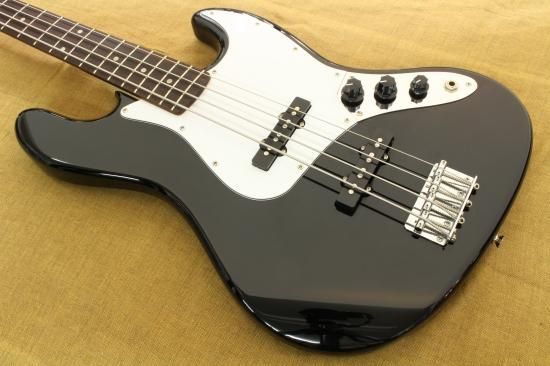 Squier by Fender Affinity Jazz Bass BLK - Geek IN Box