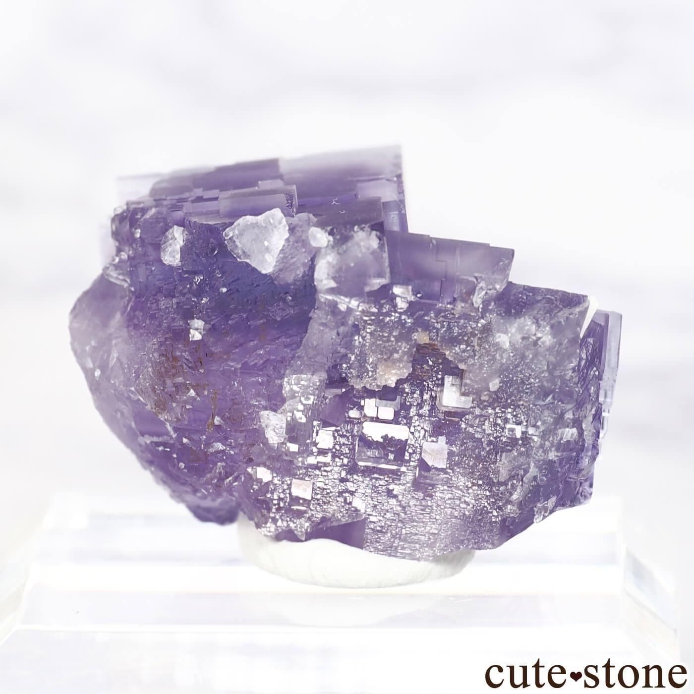 スペイン Berbes産 パープルフローライトの原石 No.29 - cute stone -