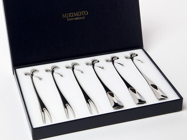 送料無料】MIKIMOTO ミキモトインターナショナル 真珠の小粒付 リボン