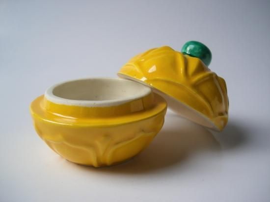 膳所焼黄交趾 蕗の薹香合 (共箱)陽炎園 岩崎新定 - 茶道具販売 栗林園