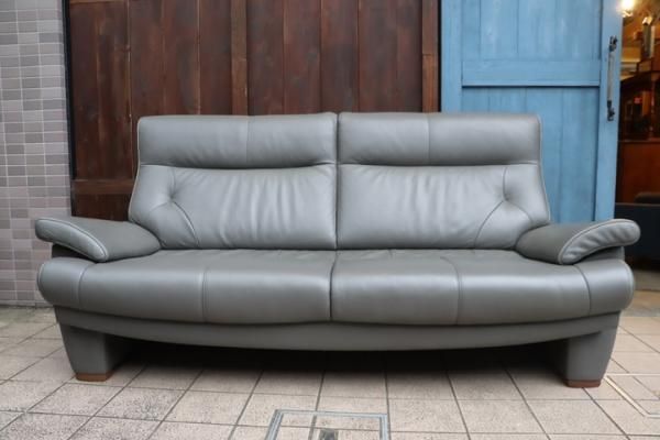 値下げ/karimoku(カリモク家具)よりChitano(チターノ)の本革を使用した