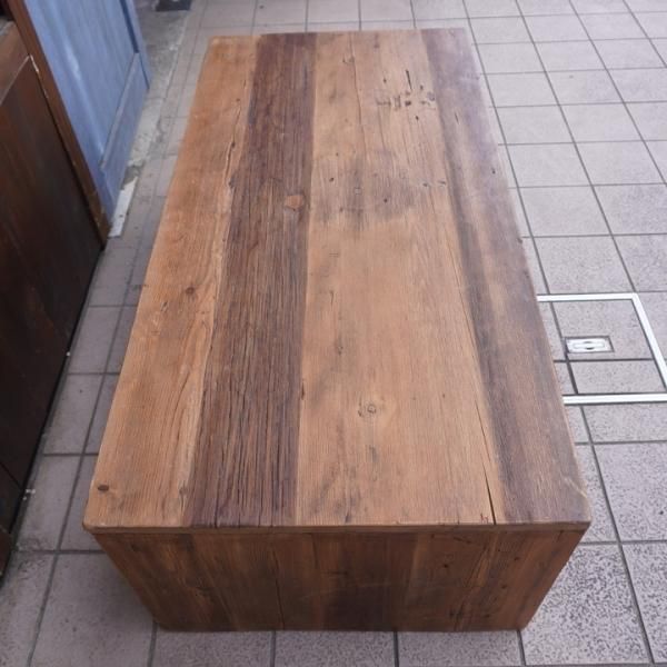 CRASH GATE(クラッシュゲート)のWIDE(ワイド) コーヒーテーブルです
