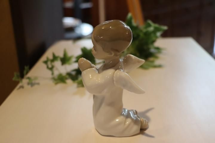 スペインLLADRO(リヤドロ)社の陶器人形の置物『フィギュリン』4538