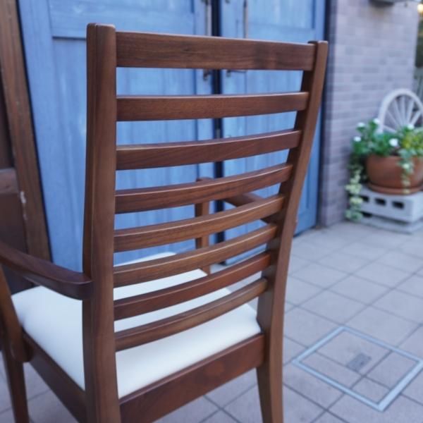 IDC 大塚家具取り扱いの秋田木工【N005】ウォールナット材 ダイニング