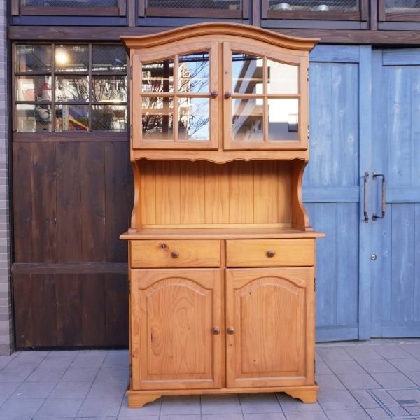 Francebed(フランスベッド)のパイン材を使用した南欧カントリー