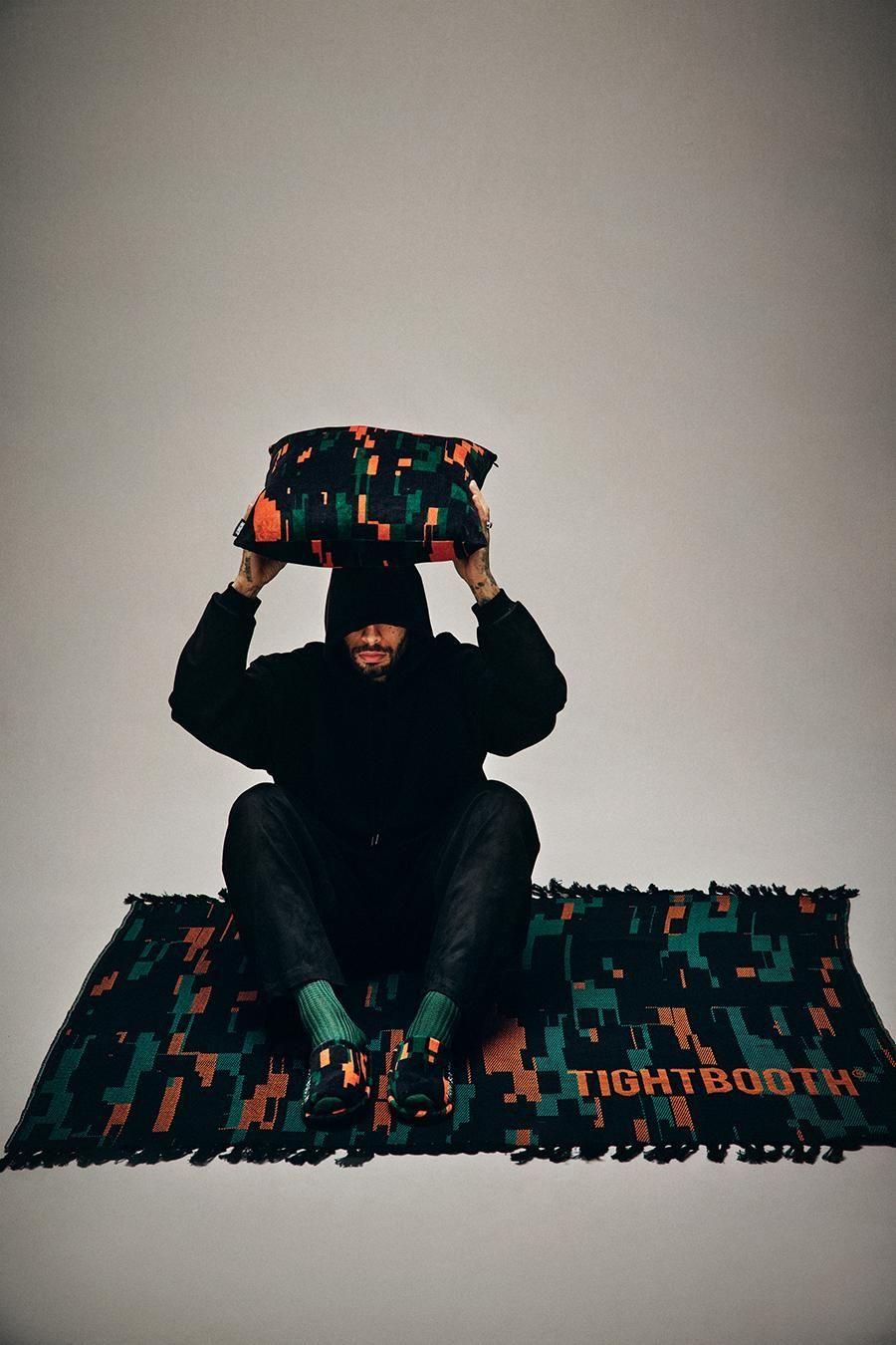 NOISE VELOUR CUSHION - TIGHTBOOTH® タイトブース オフィシャルウェブ