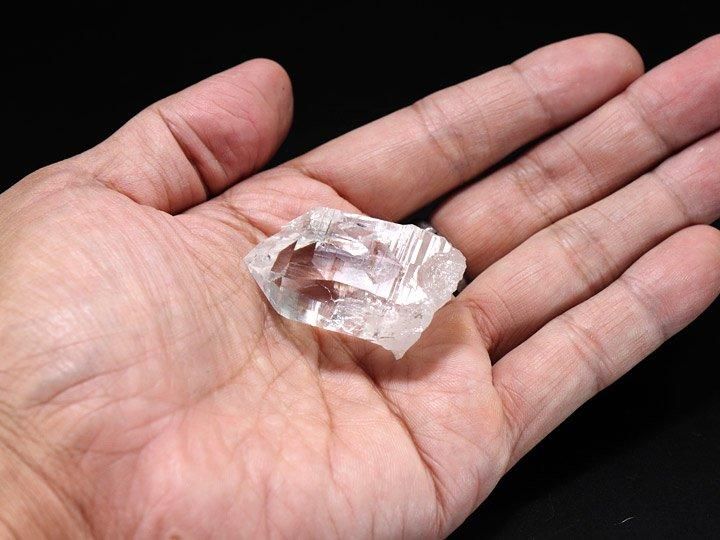 ガネーシュヒマール産ヒマラヤ水晶ポイント - ヒマラヤ水晶専門店