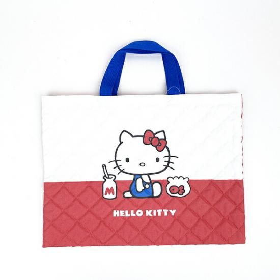 レトロで懐かしいキルティングバッグです。ハローキティの50周年特別
