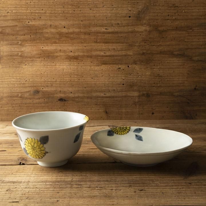 徳永遊心窯 色絵菊 楕円鉢 - 作家ものの器と生活雑貨 on-la-cru