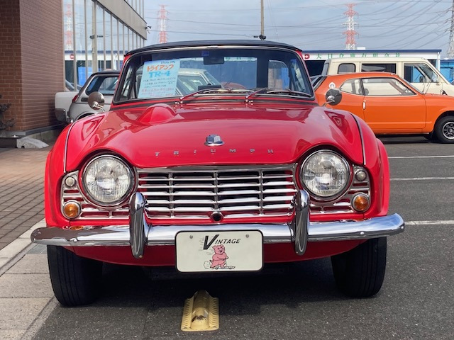 トライアンフ TR-4 F4速 SOLEX 左H 内外装機関良好 | 在庫車両一覧
