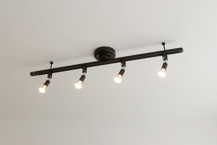 4灯スポットライト ダクトレール LED SPOTS ブラック｜デザイン照明のCROIX