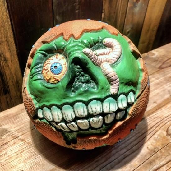 Mad Balls Foul Shot / スーパーマッドボール ミミズーン - TOYS