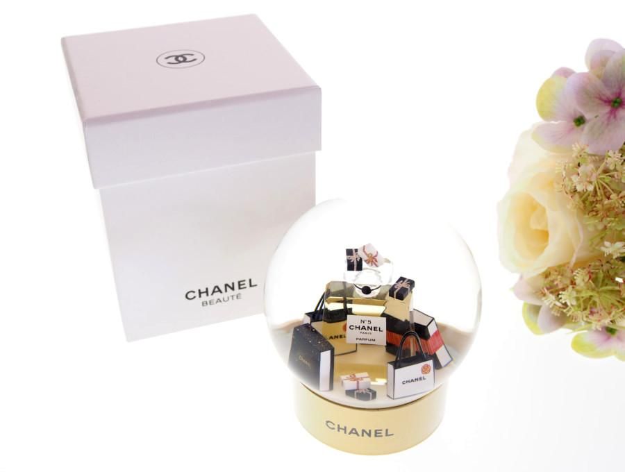 New 新品】シャネル CHANEL ノベルティ スノードーム 2021 N°5