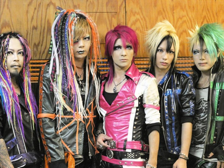 UCHUSENTAI:NOIZのライヴ音源『JAPAN TOY'S PANIC TOUR KING OF ONEMAN