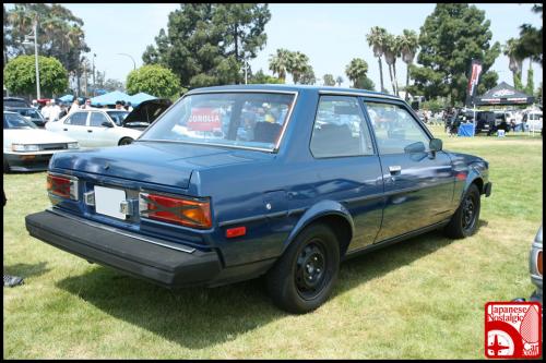 Dark Blue Metallic Touchup Paint (879) for a 1982 Toyota Corolla